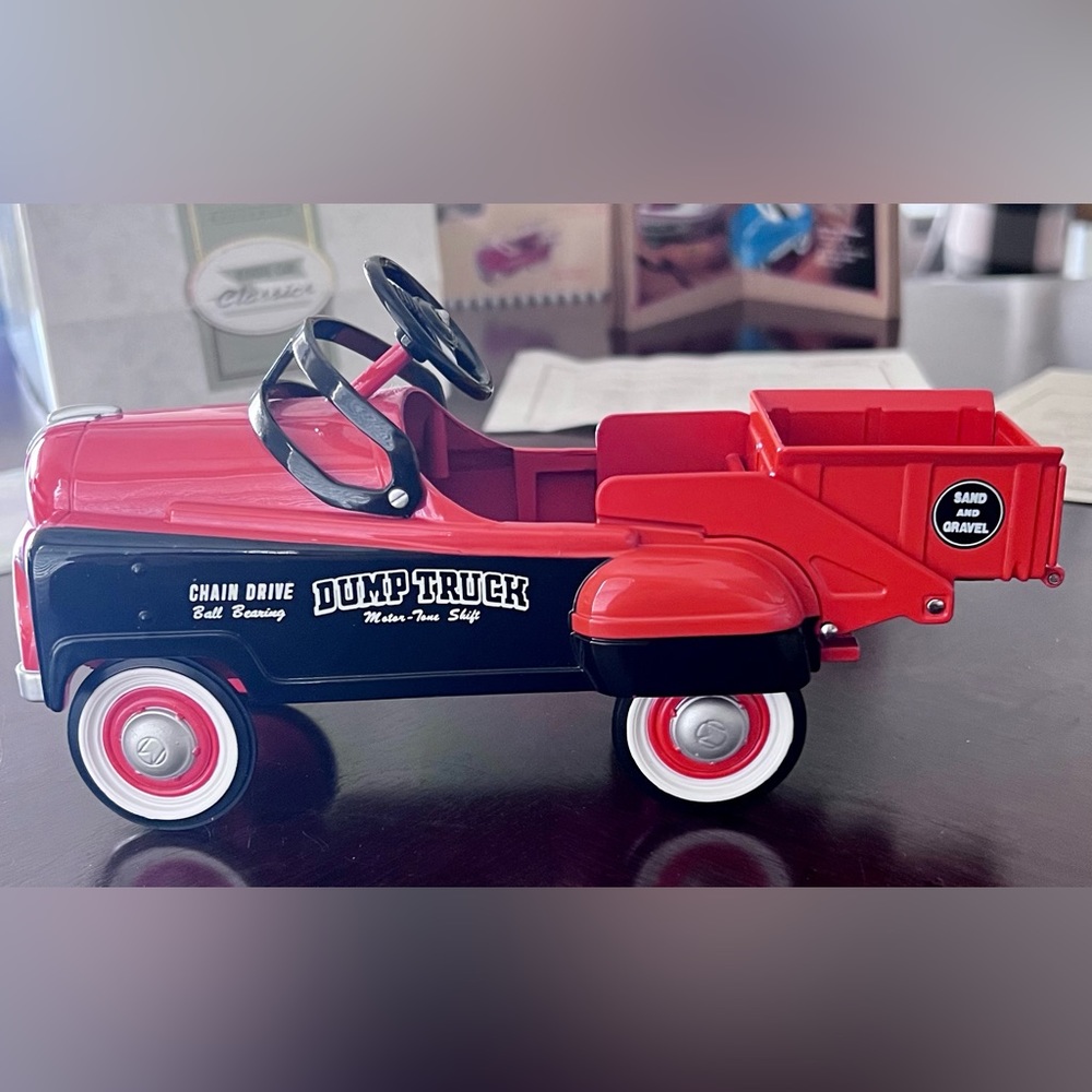 Hallmark Kiddie Car Classics 1955 Murry Dump Truck